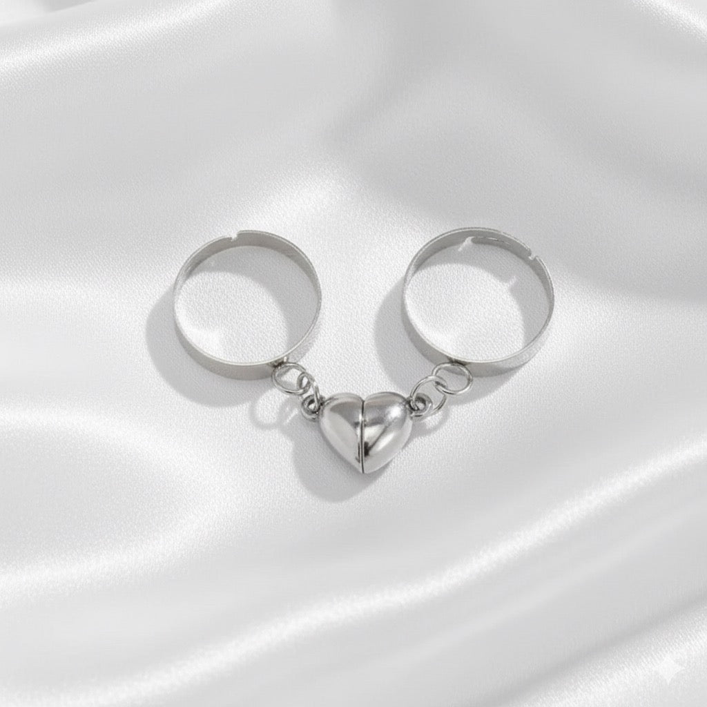 Couples Ring (Magnetic Heart)